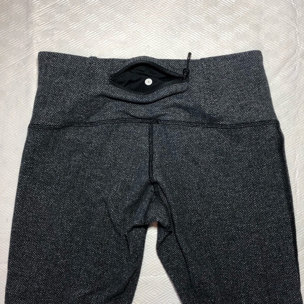 Lululemon Runder Under Pocket Herringbone Black 4 - Picture 4 of 7